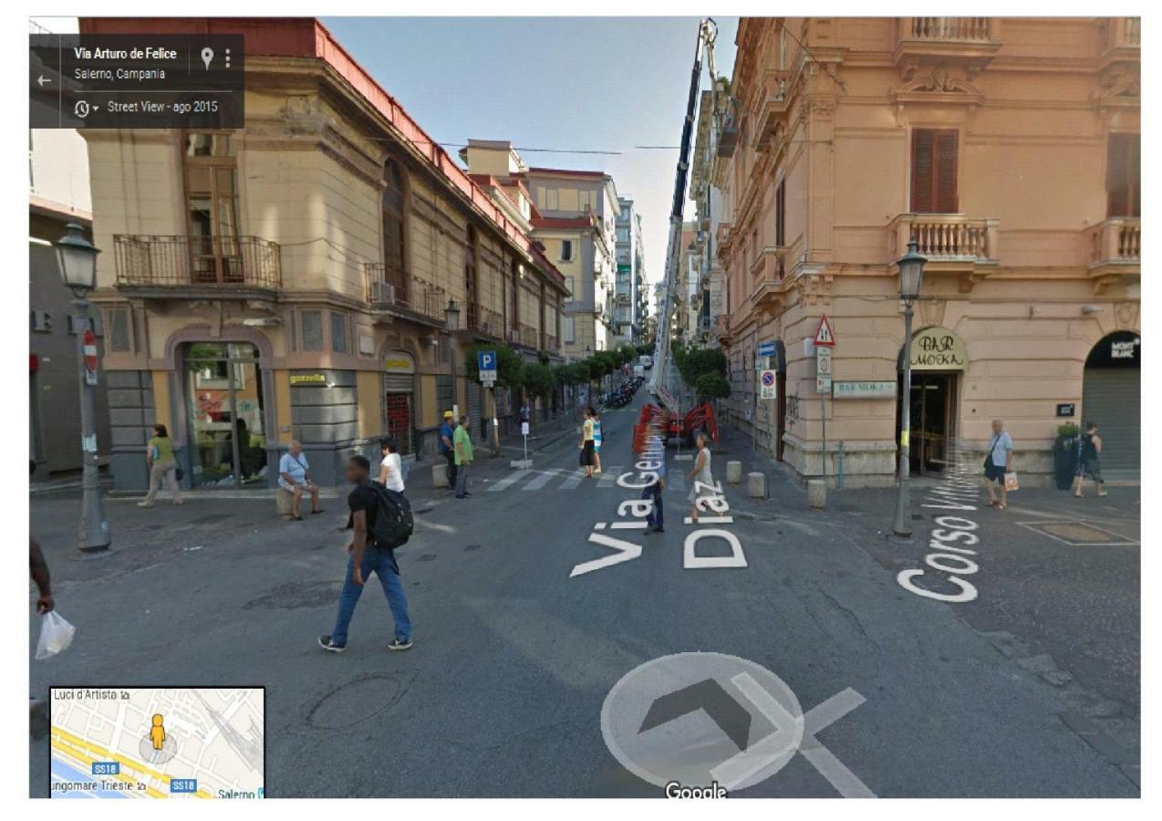 Bilocale In Centro Apartman Salerno Kültér fotó