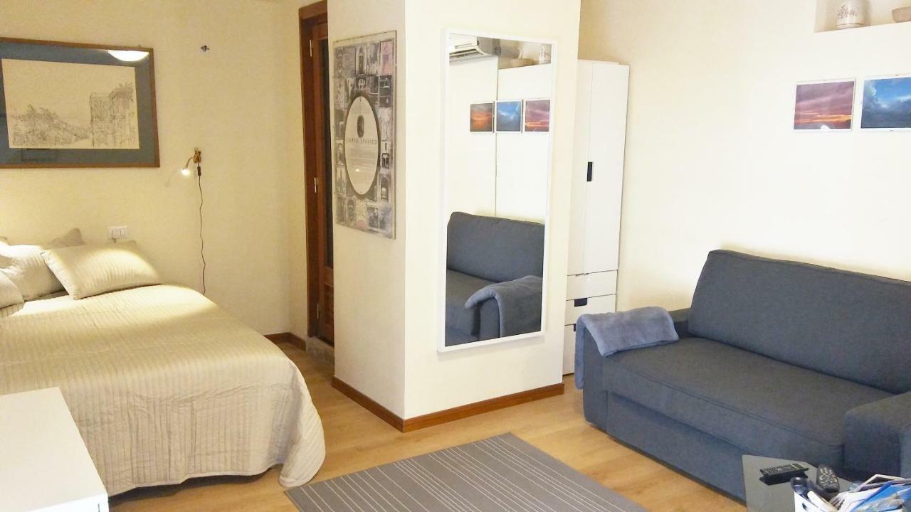 Bilocale In Centro Apartman Salerno Kültér fotó