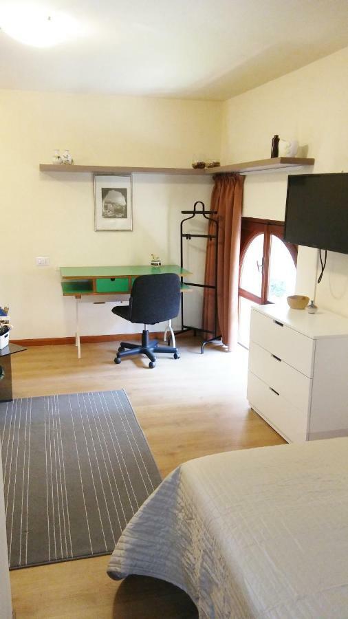 Bilocale In Centro Apartman Salerno Kültér fotó